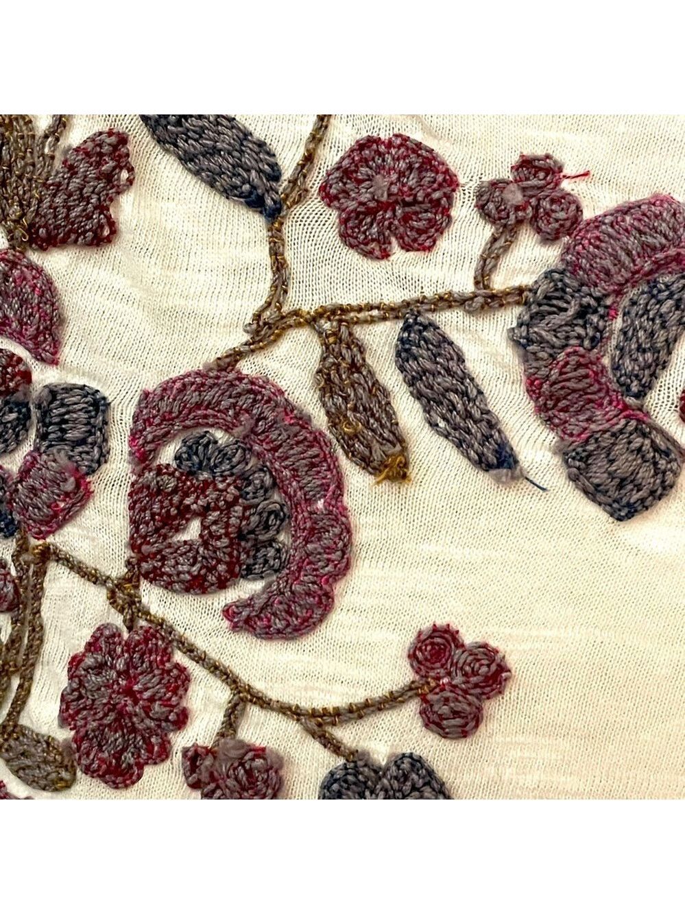 Embroidered Floral Top - Picture 2 of 6